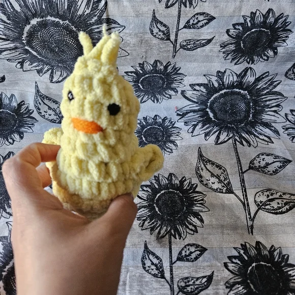 Crochet Light Yellow Baby Chick Amigurumi Plushie - Picture 9 of 13